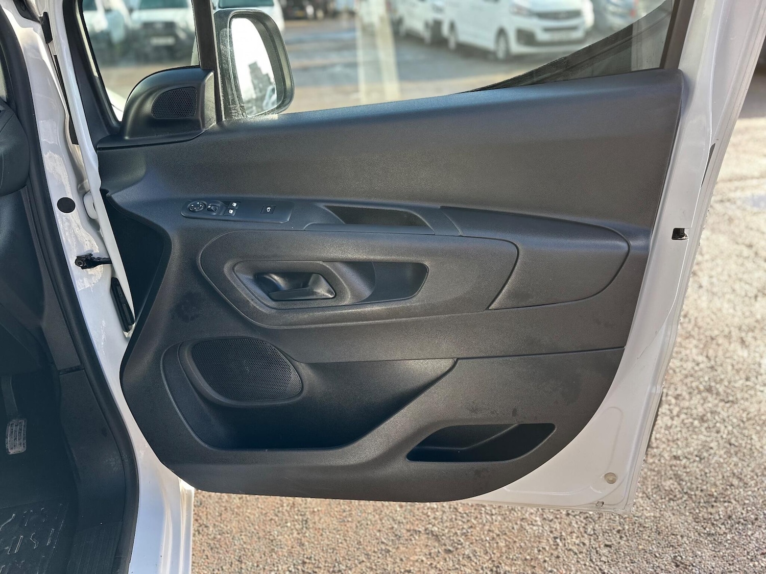 Used Vauxhall Combo 2020 for sale - 77238100: Photo 40