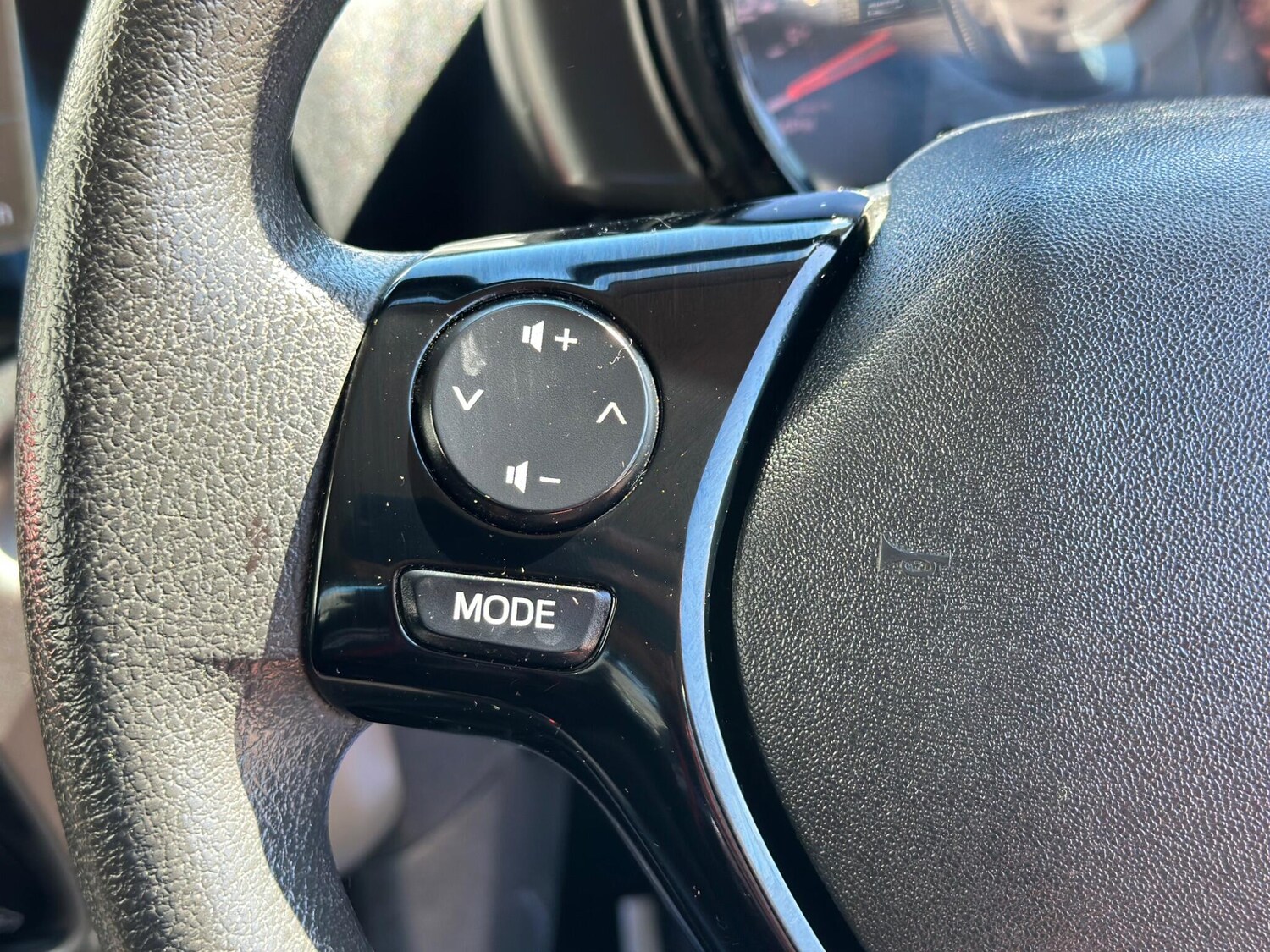 Used Peugeot 108 2016 for sale - 78157832: Photo 34