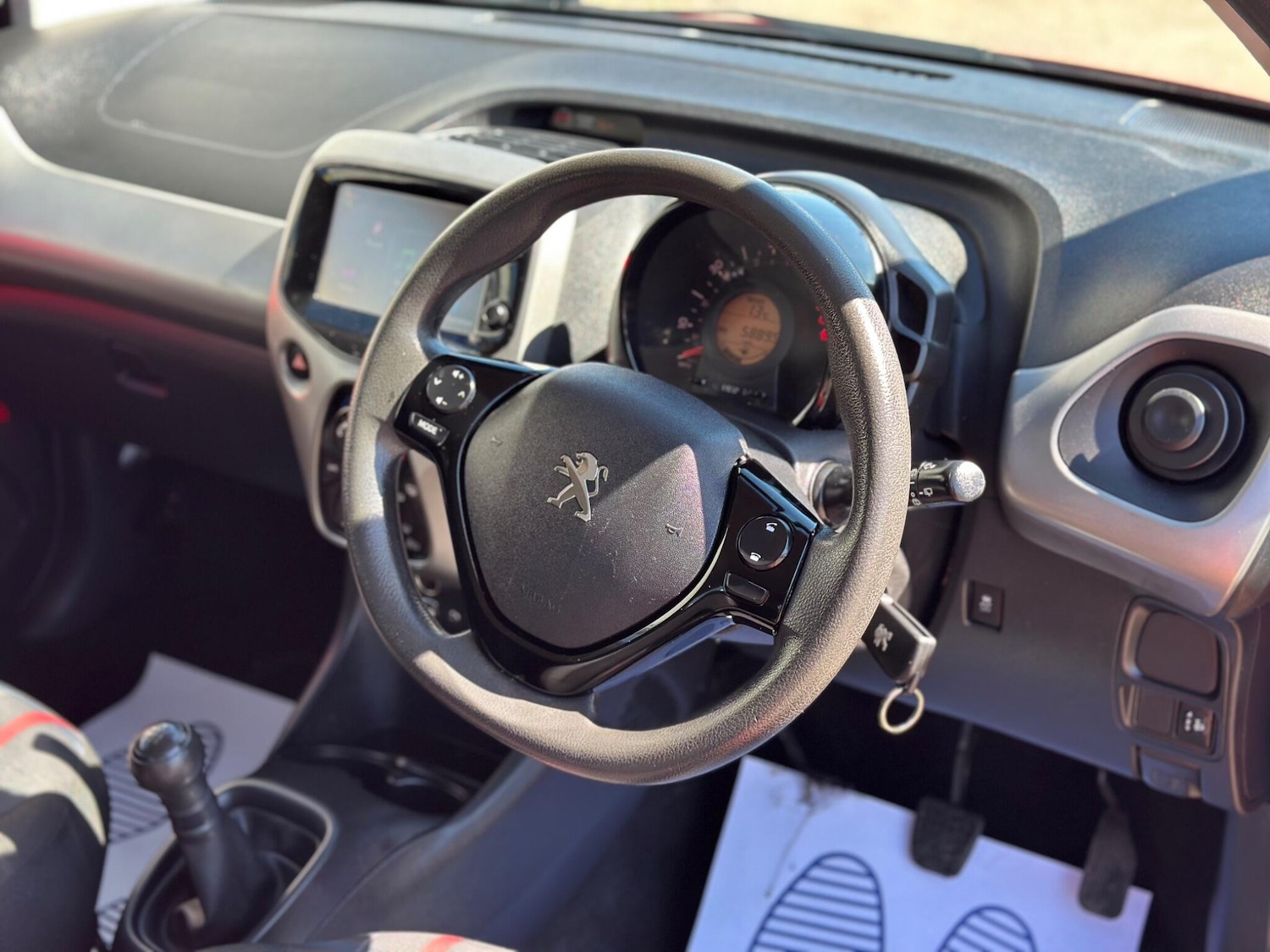 Used Peugeot 108 2016 for sale - 78157832: Photo 9