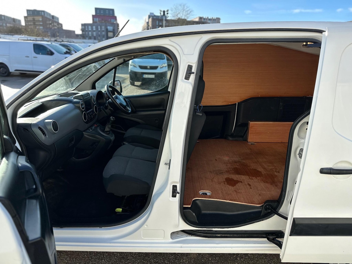 Used Citroen Berlingo 2018 for sale - 77315313: Photo 47