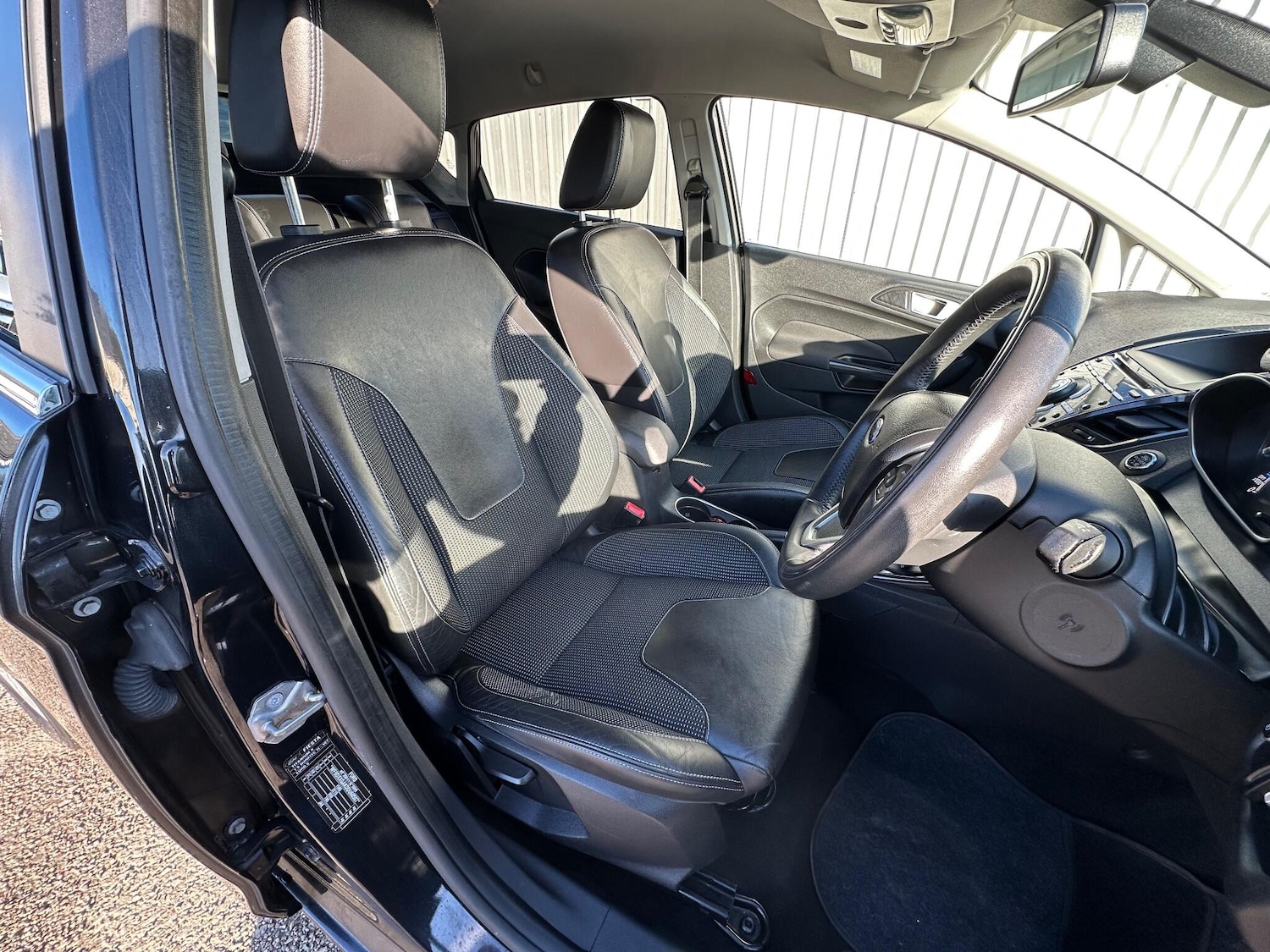 Used Ford Fiesta 2013 for sale - 76715113: Photo 14