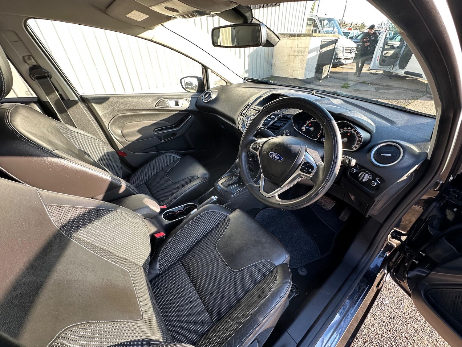 Used Ford Fiesta 2013 for sale - 76715113: Photo 34