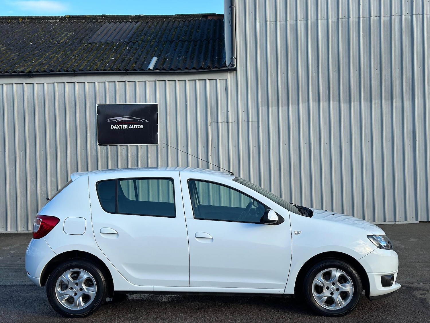 Used Dacia Sandero 2016 for sale - 77238471: Photo 19