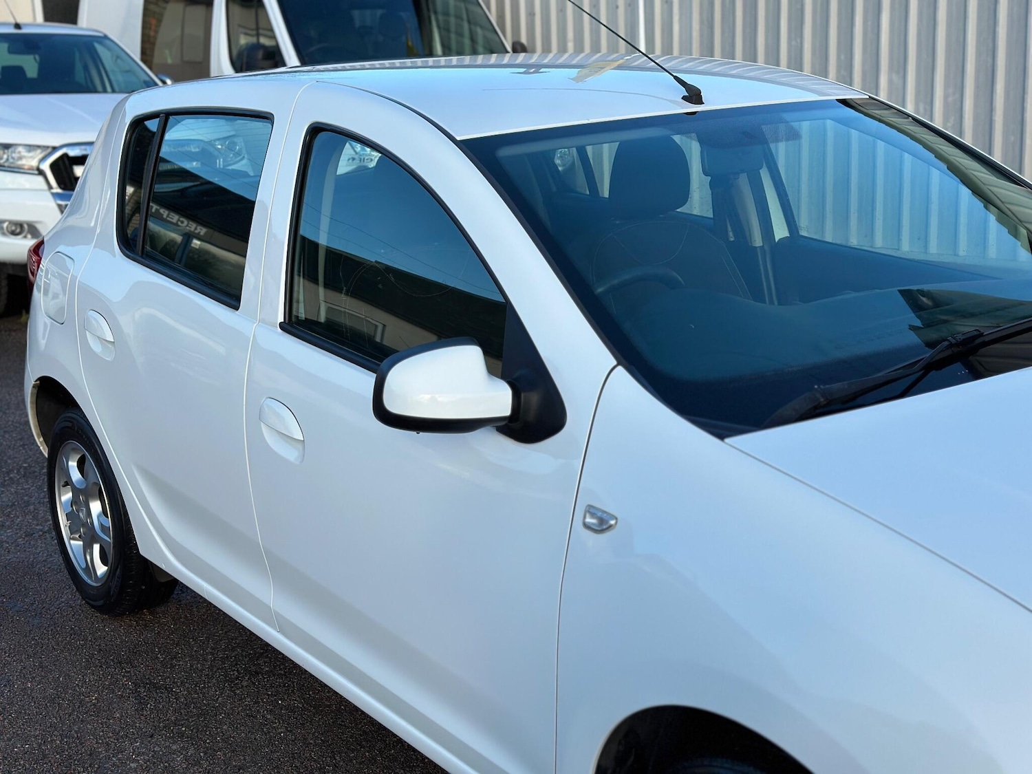 Used Dacia Sandero 2016 for sale - 77238471: Photo 21