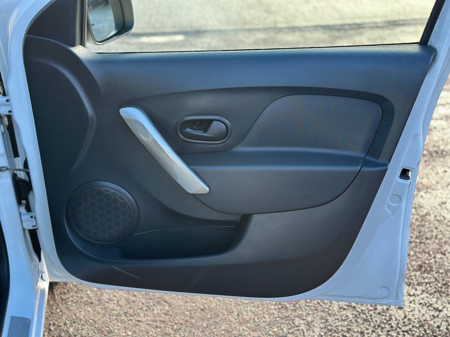 Used Dacia Sandero 2016 for sale - 77238471: Photo 28