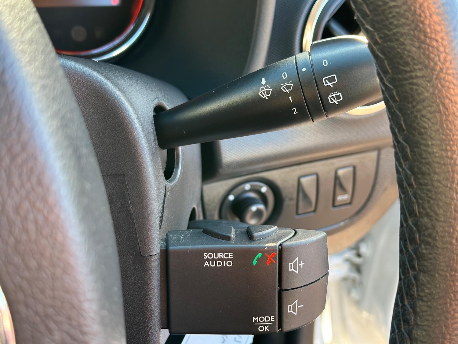 Used Dacia Sandero 2016 for sale - 77238471: Photo 32