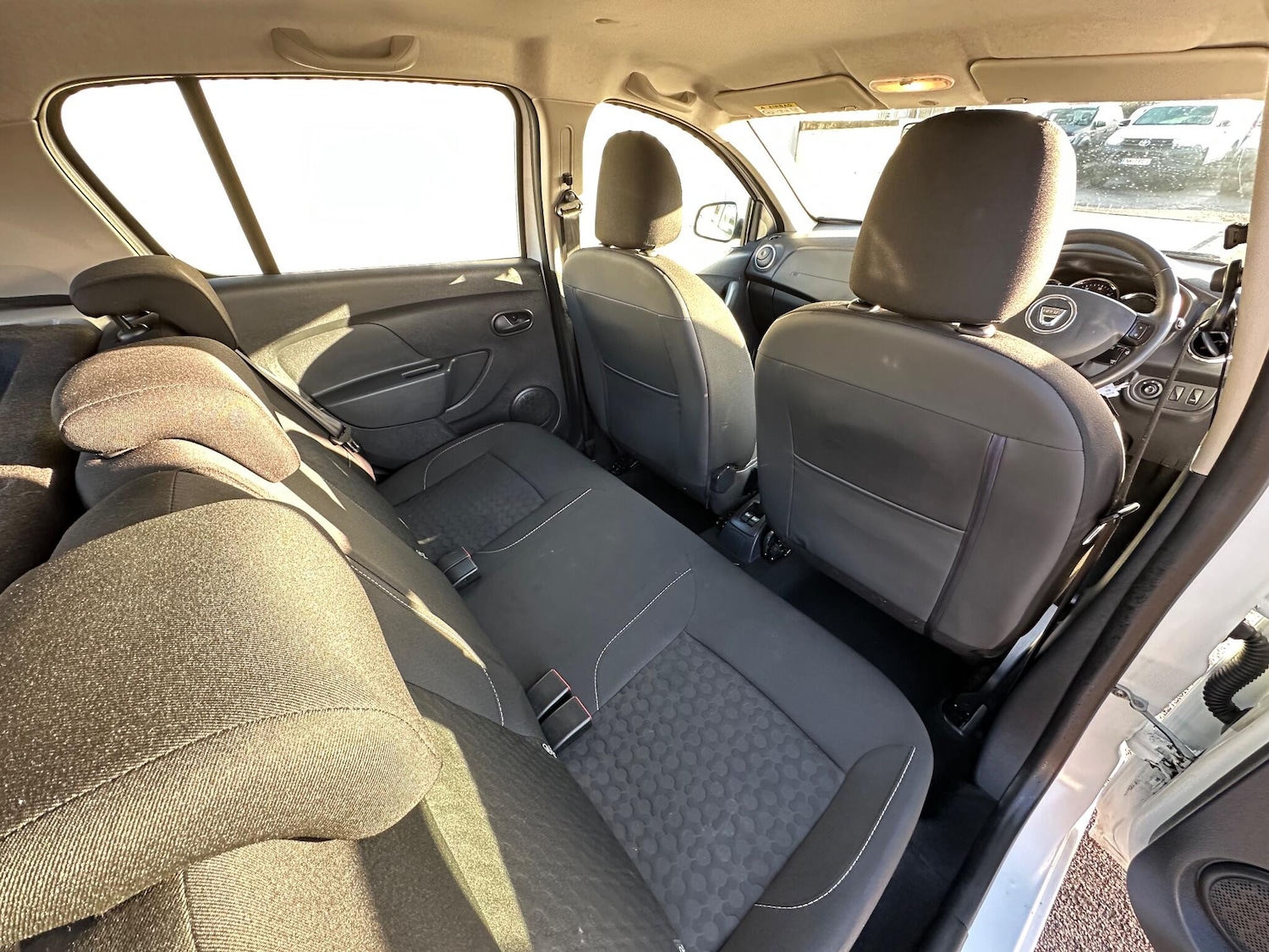 Used Dacia Sandero 2016 for sale - 77238471: Photo 38