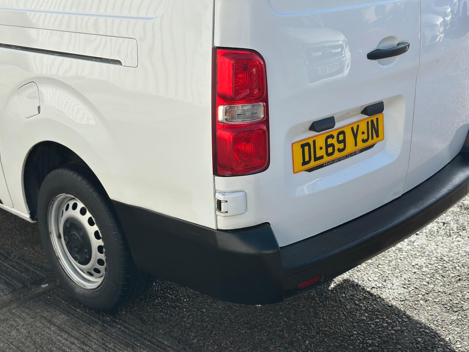 Used Vauxhall Vivaro 2020 for sale - 77358937: Photo 23