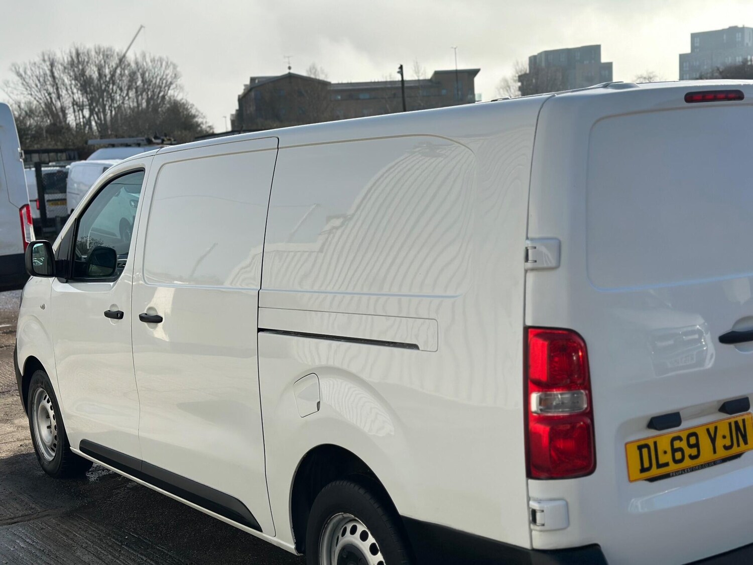Used Vauxhall Vivaro 2020 for sale - 77358937: Photo 24