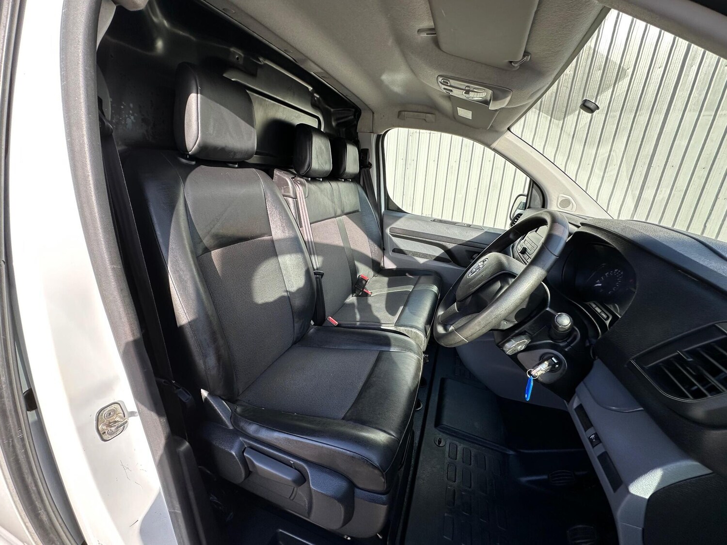 Used Vauxhall Vivaro 2020 for sale - 77358937: Photo 30