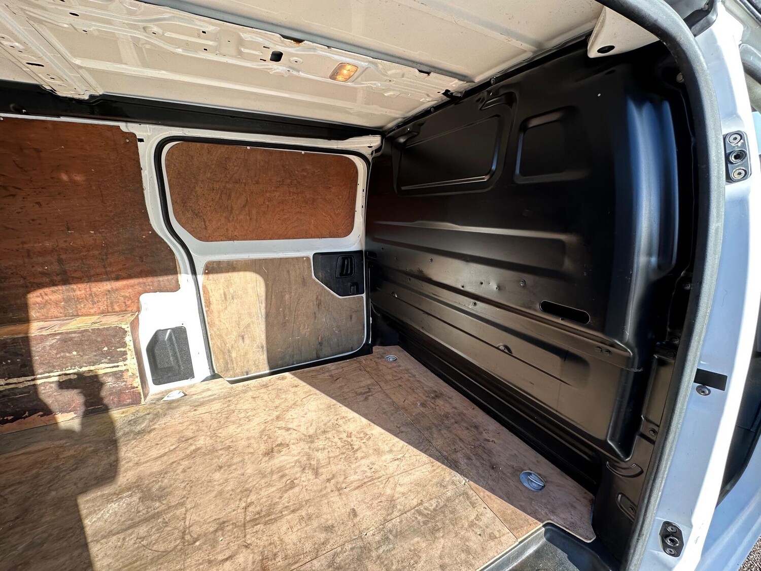 Used Vauxhall Vivaro 2020 for sale - 77358937: Photo 38