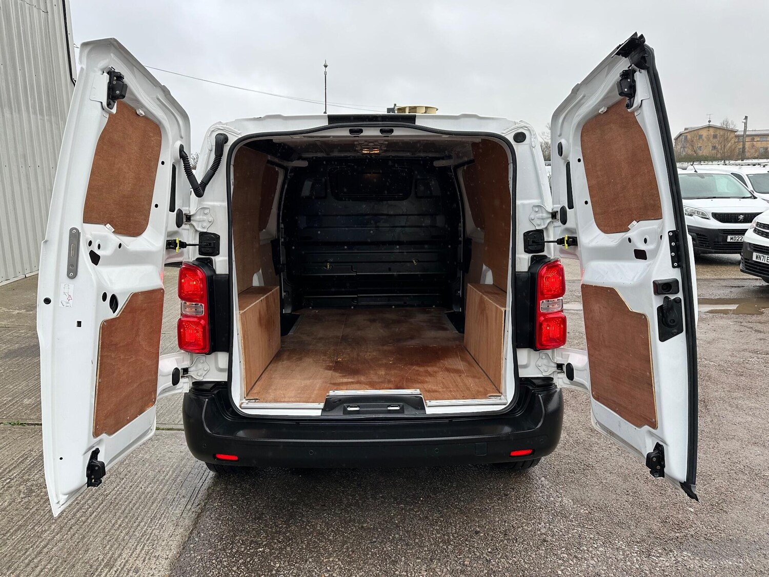 Used Citroen Dispatch for sale - 77496519: Photo 43