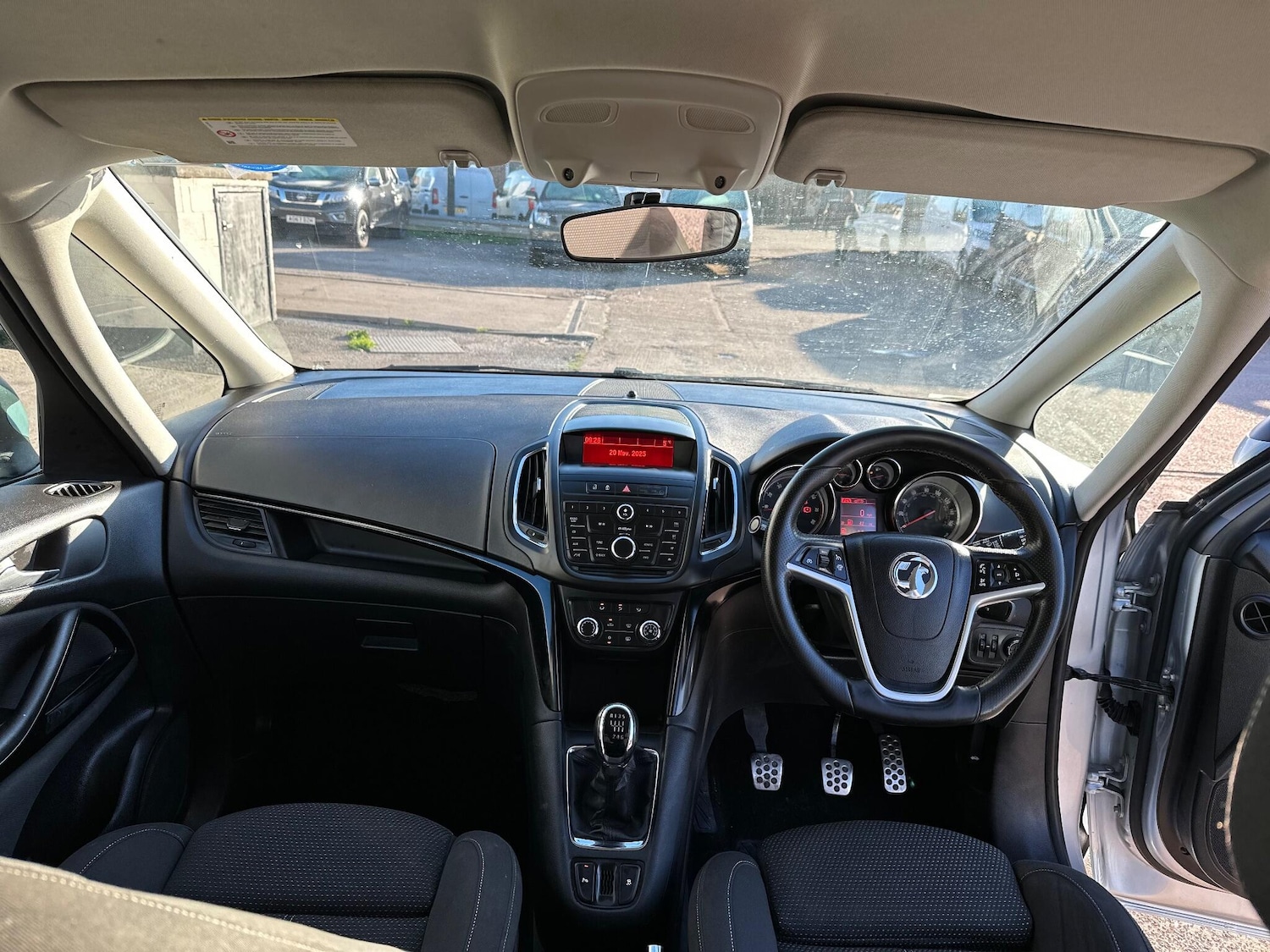 Used Vauxhall Zafira 2015 for sale - 76992275: Photo 13