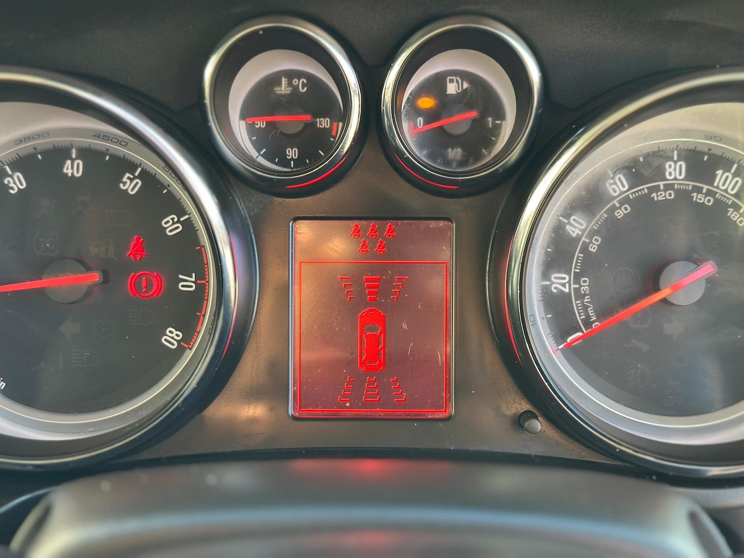 Used Vauxhall Zafira 2015 for sale - 76992275: Photo 14