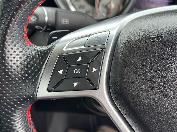 Used Mercedes-Benz SLK 2012 for sale - 75377345: Photo 39