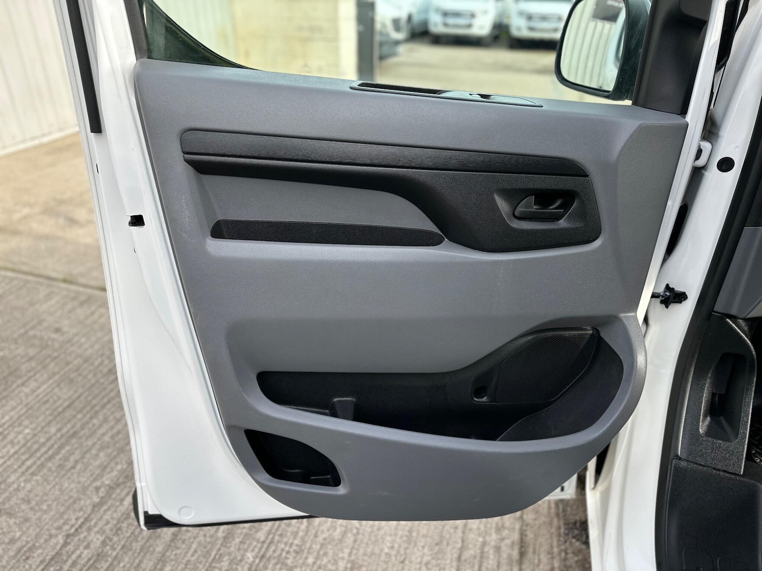 Used Vauxhall Vivaro 2020 for sale - 77883051: Photo 54