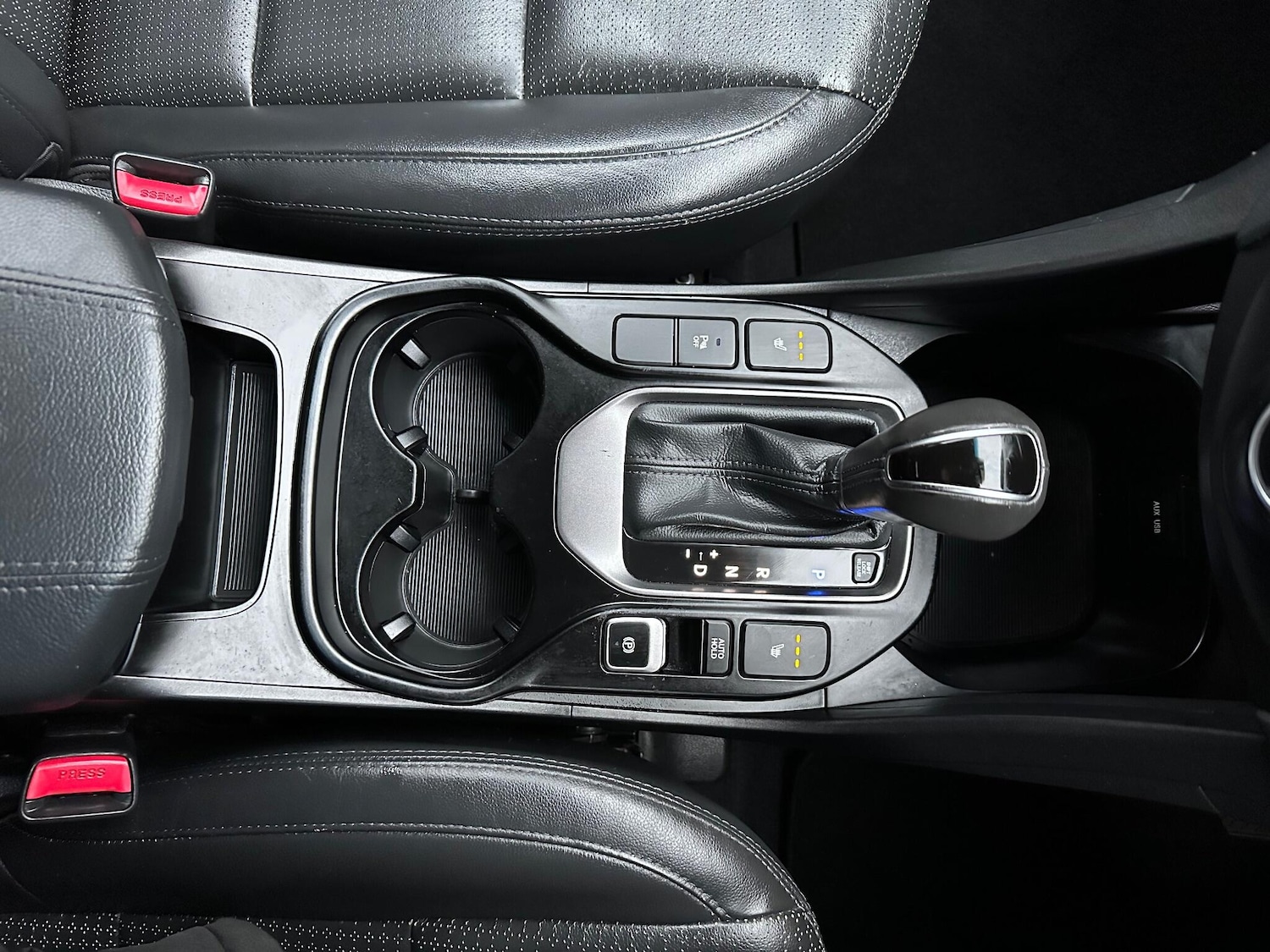 Used Hyundai Santa Fe 2014 for sale - 77455328: Photo 13