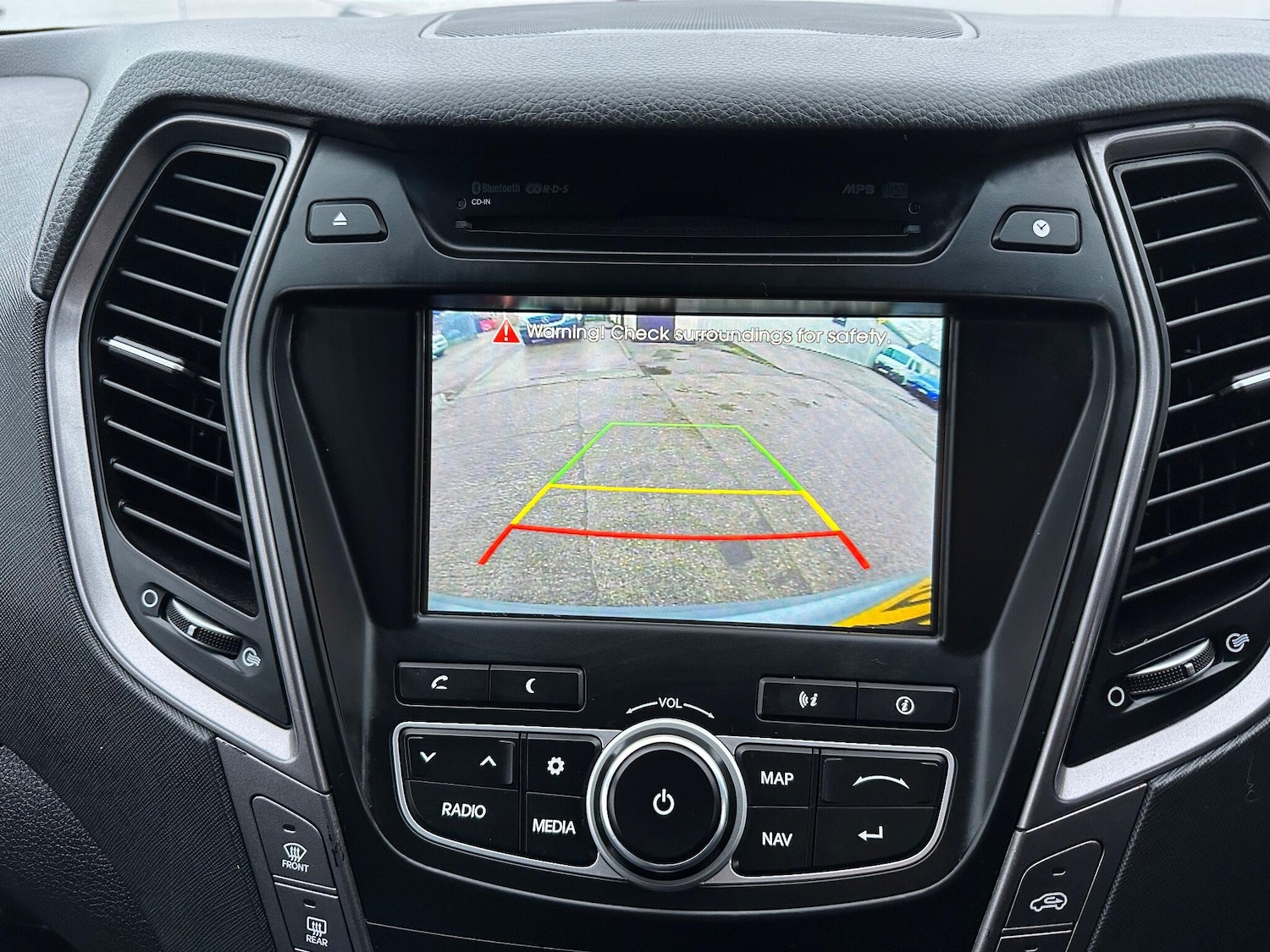 Used Hyundai Santa Fe 2014 for sale - 77455328: Photo 19