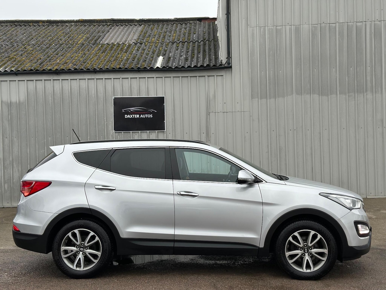 Used Hyundai Santa Fe 2014 for sale - 77455328: Photo 23