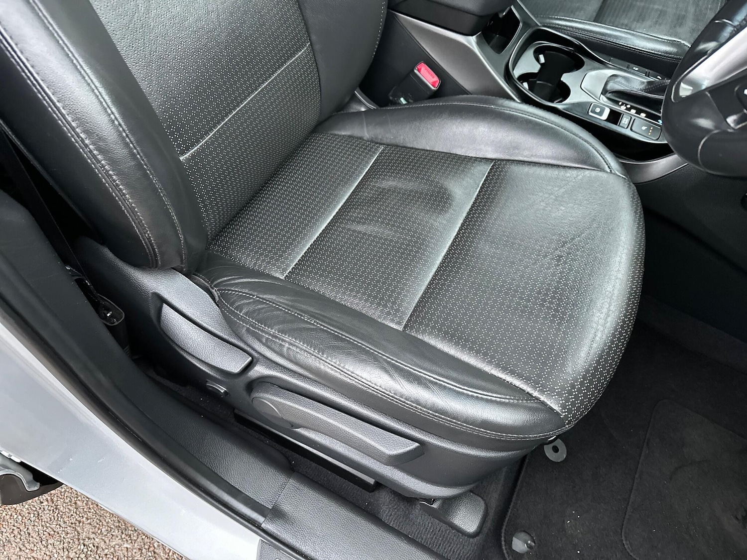 Used Hyundai Santa Fe 2014 for sale - 77455328: Photo 37