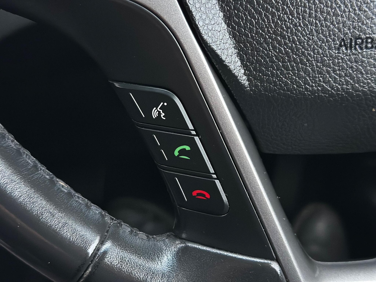 Used Hyundai Santa Fe 2014 for sale - 77455328: Photo 40