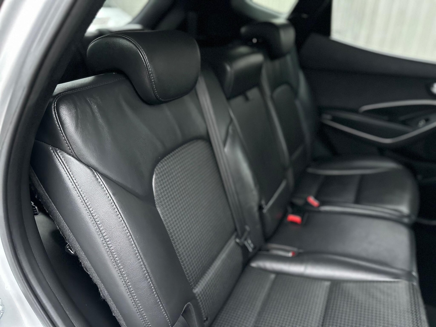 Used Hyundai Santa Fe 2014 for sale - 77455328: Photo 47