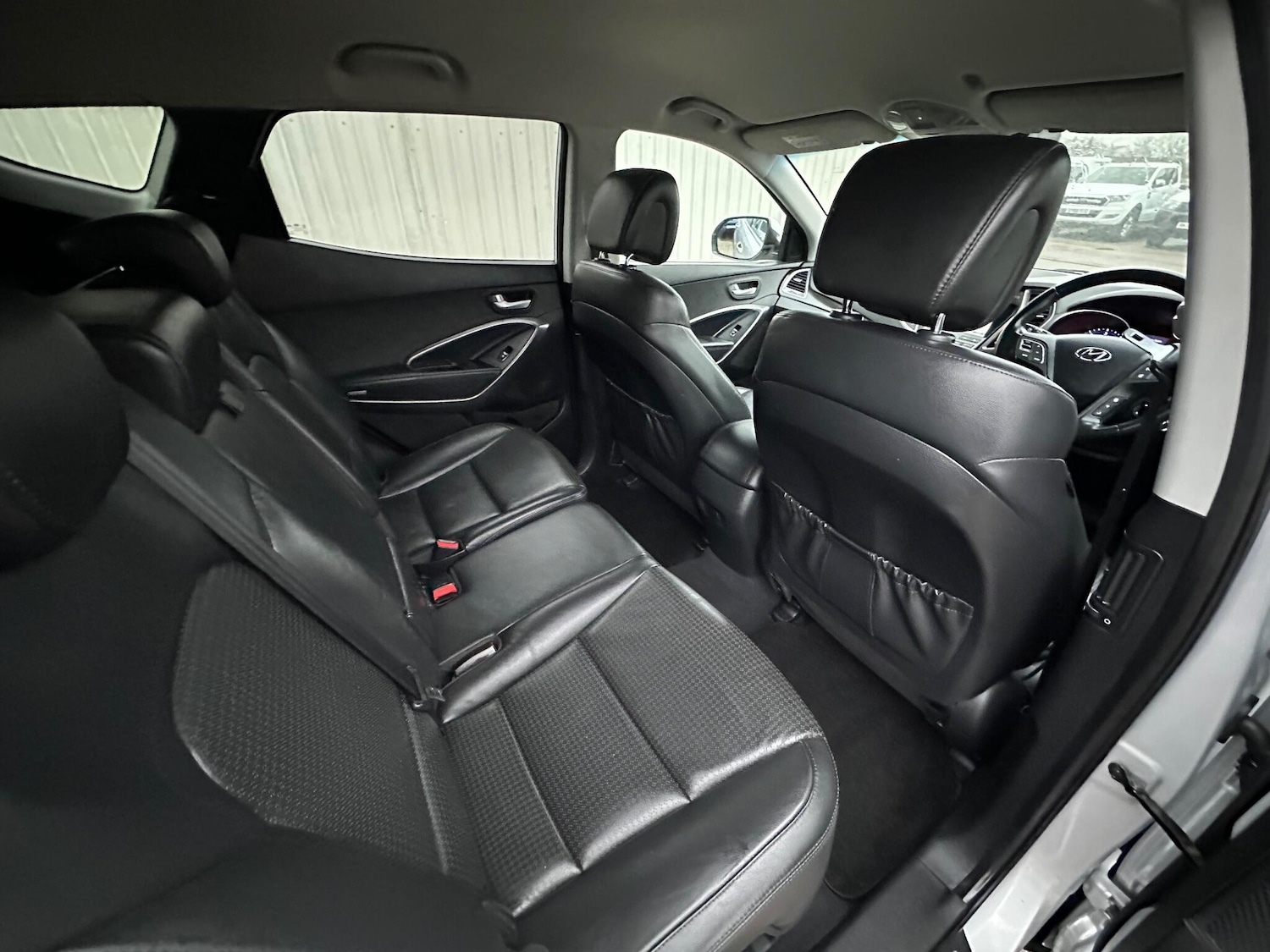 Used Hyundai Santa Fe 2014 for sale - 77455328: Photo 49