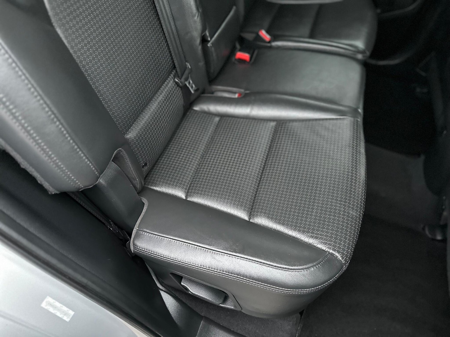 Used Hyundai Santa Fe 2014 for sale - 77455328: Photo 50