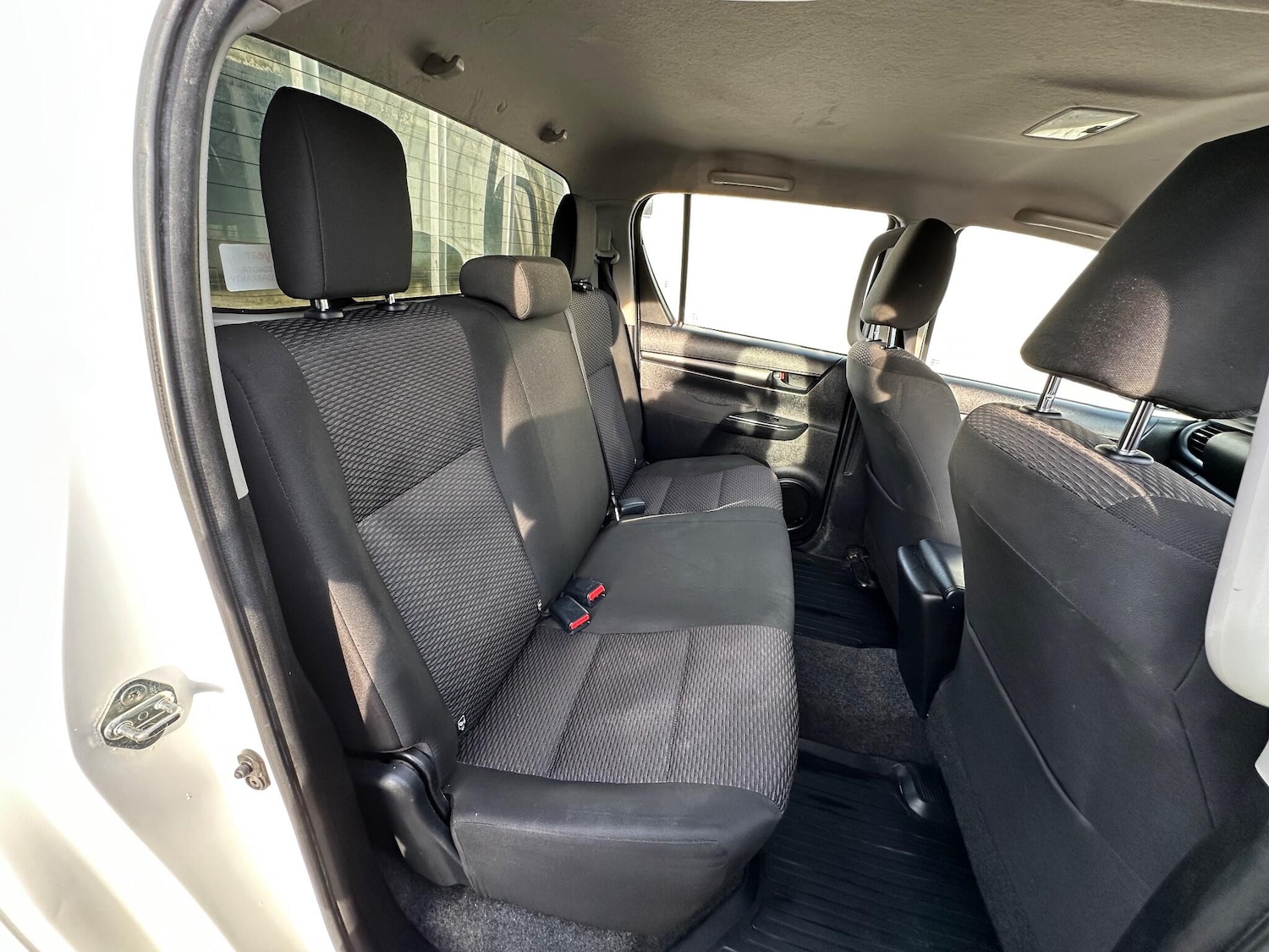 Used Toyota Hilux 2017 for sale - 77028890: Photo 14