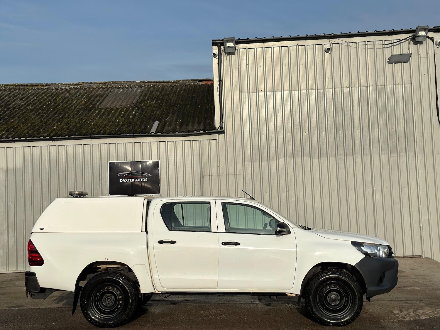 Used Toyota Hilux 2017 for sale - 77028890: Photo 20