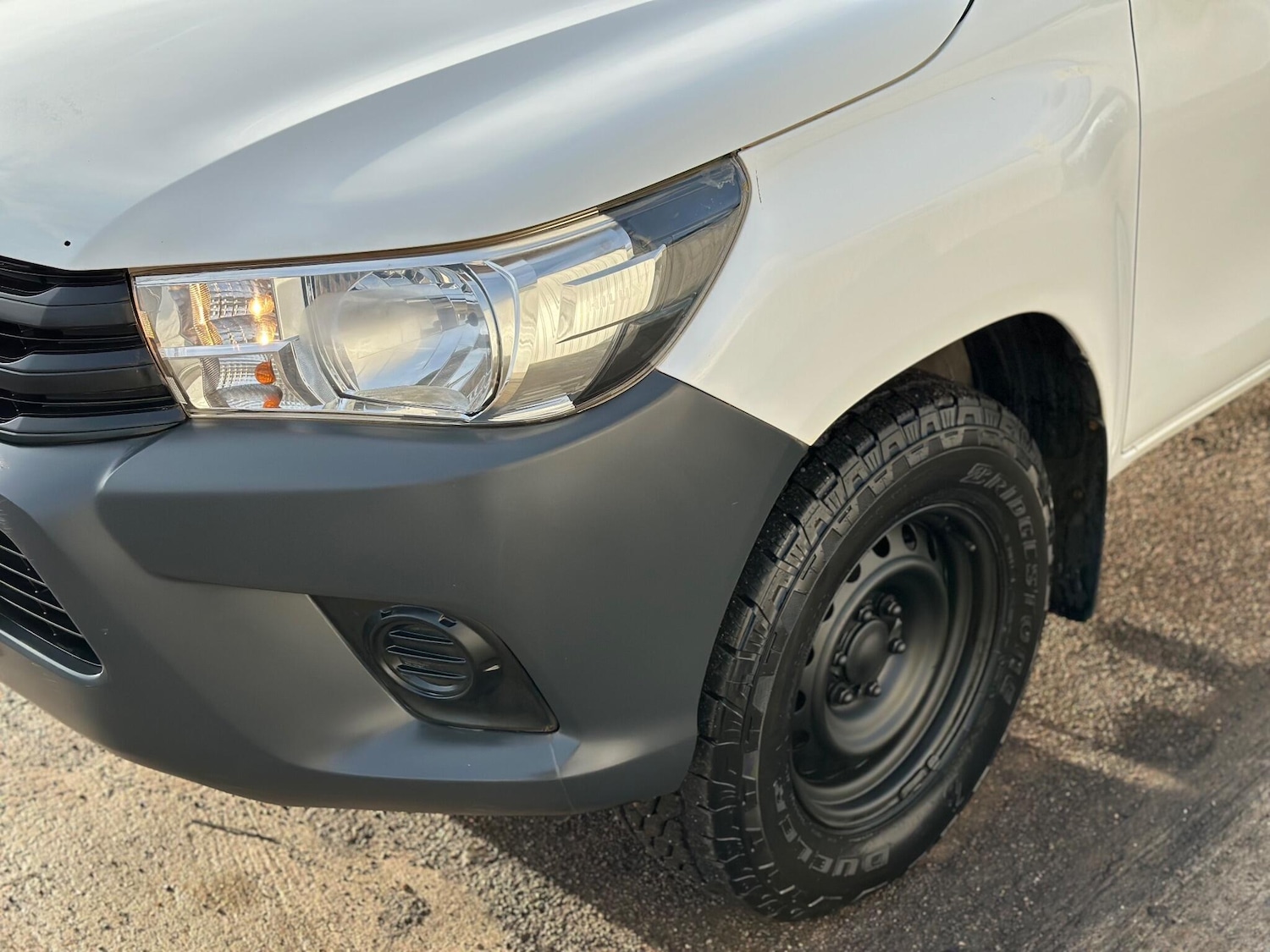 Used Toyota Hilux 2017 for sale - 77028890: Photo 23