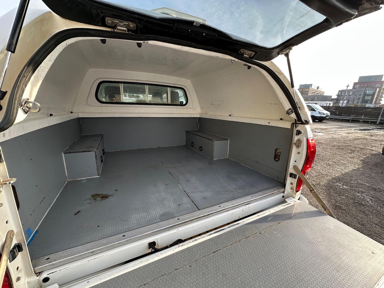 Used Toyota Hilux 2017 for sale - 77028890: Photo 46