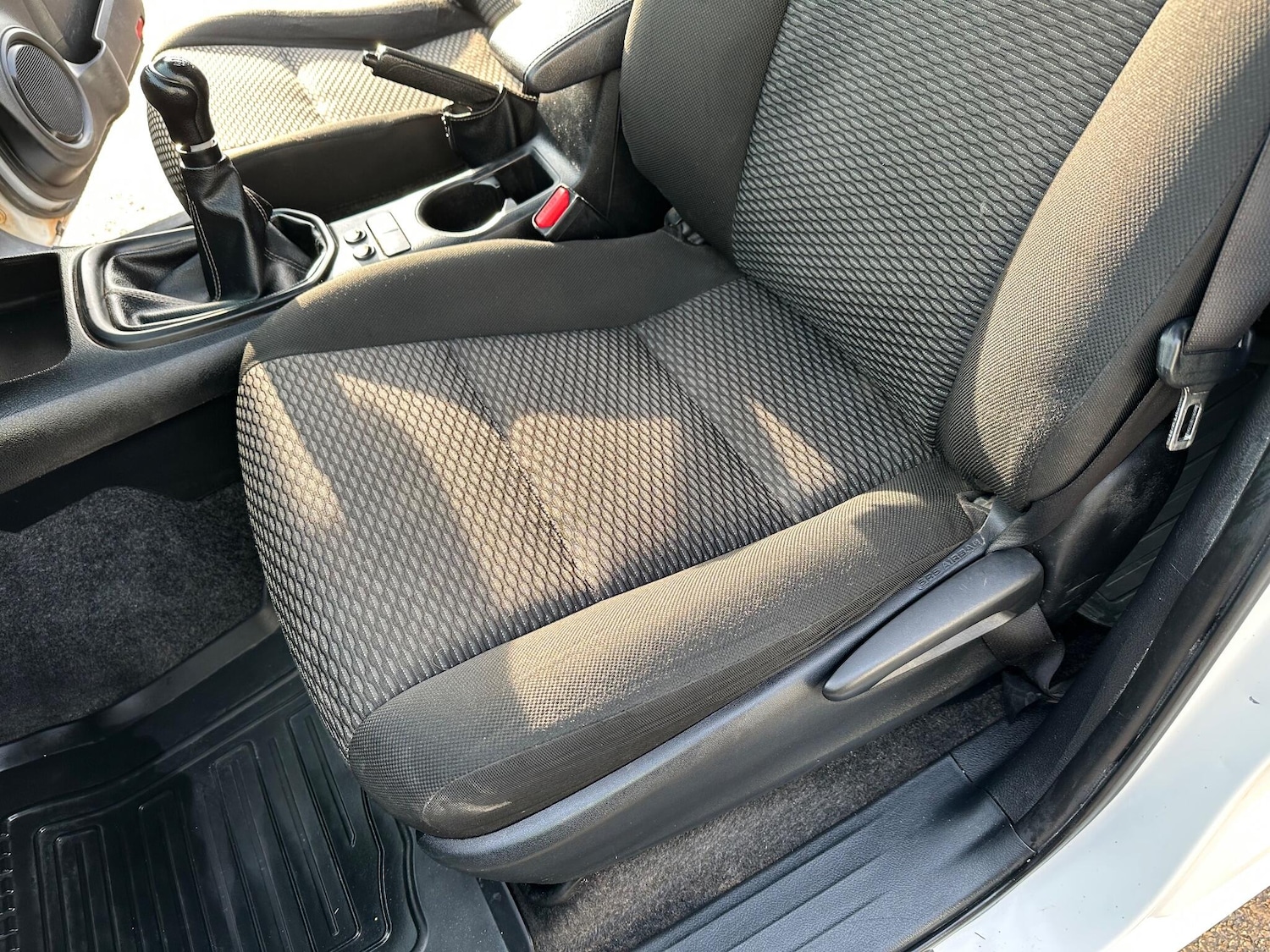 Used Toyota Hilux 2017 for sale - 77028890: Photo 55