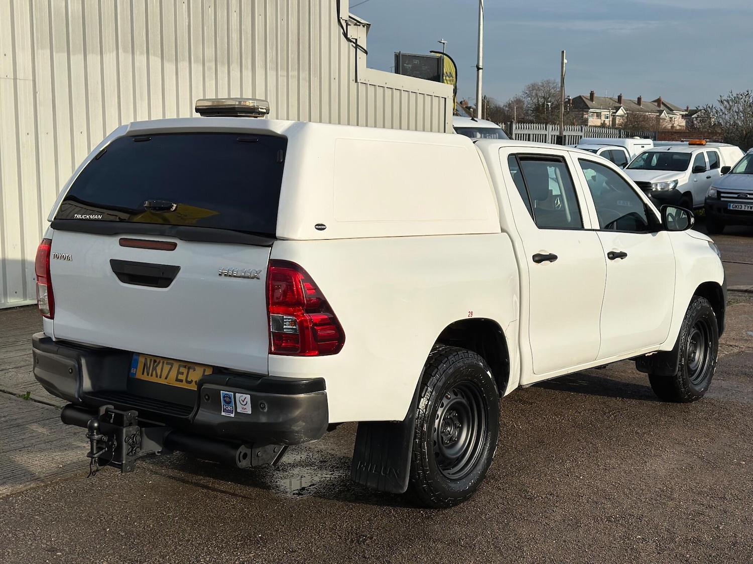 Used Toyota Hilux 2017 for sale - 77028890: Photo 7