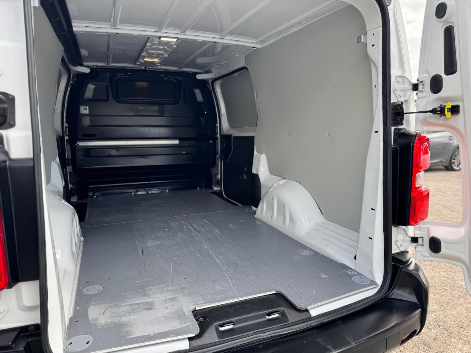 Used Vauxhall Vivaro for sale - 78214770: Photo 42