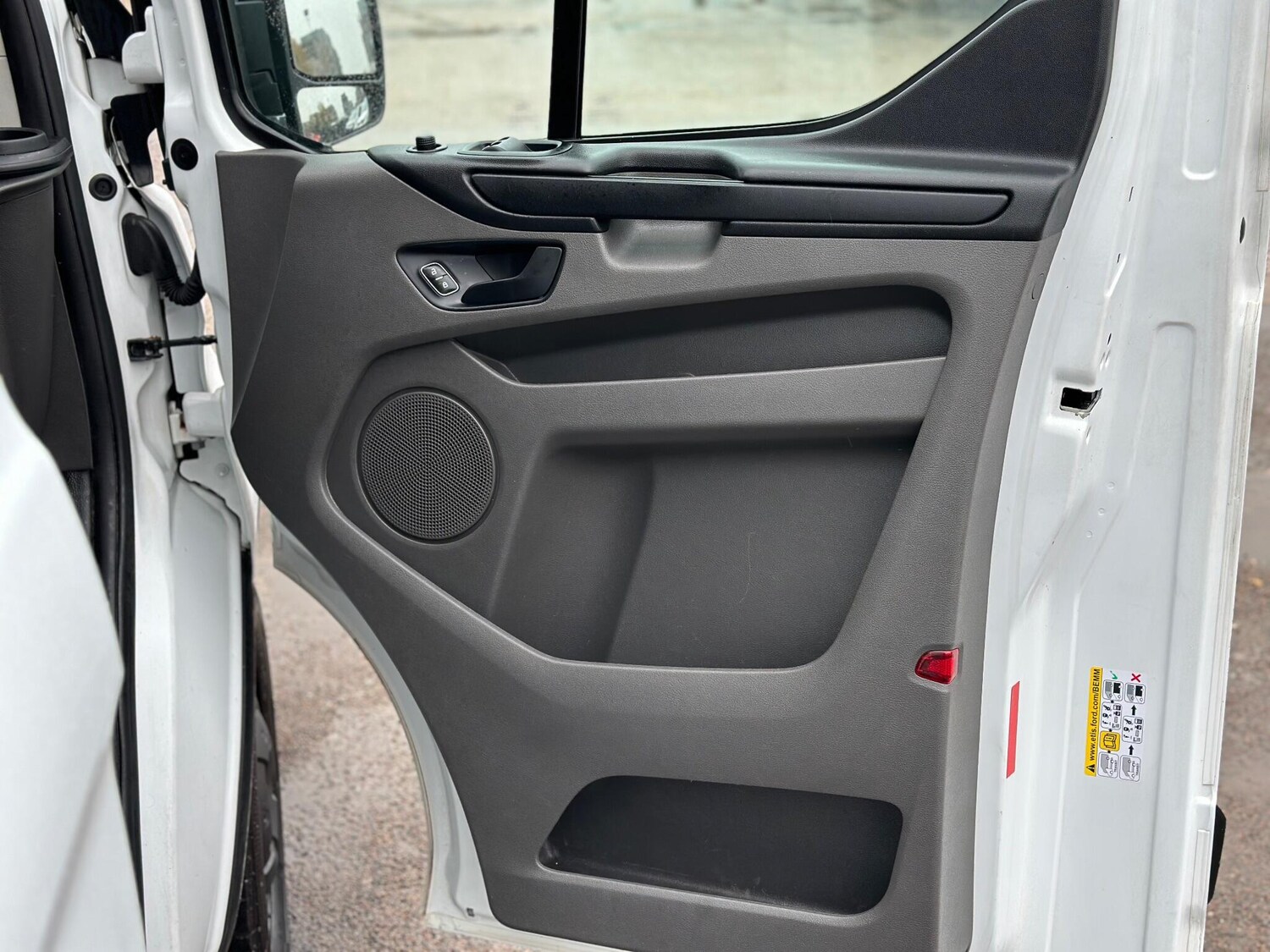 Used Ford Transit Custom 2018 for sale - 76537809: Photo 32