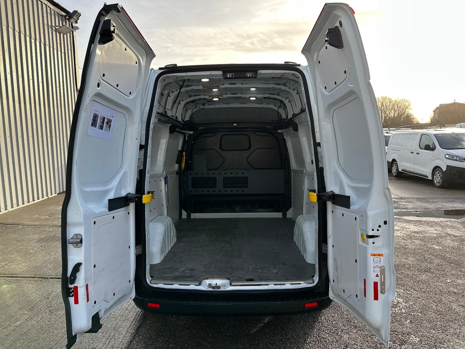 Used Ford Transit Custom 2020 for sale - 77175260: Photo 12