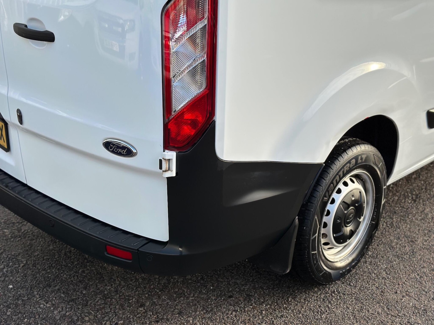 Used Ford Transit Custom 2020 for sale - 77175260: Photo 25