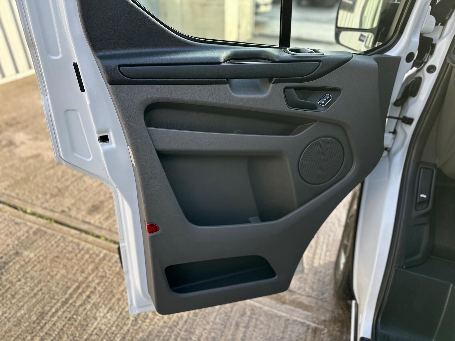 Used Ford Transit Custom 2020 for sale - 77175260: Photo 51