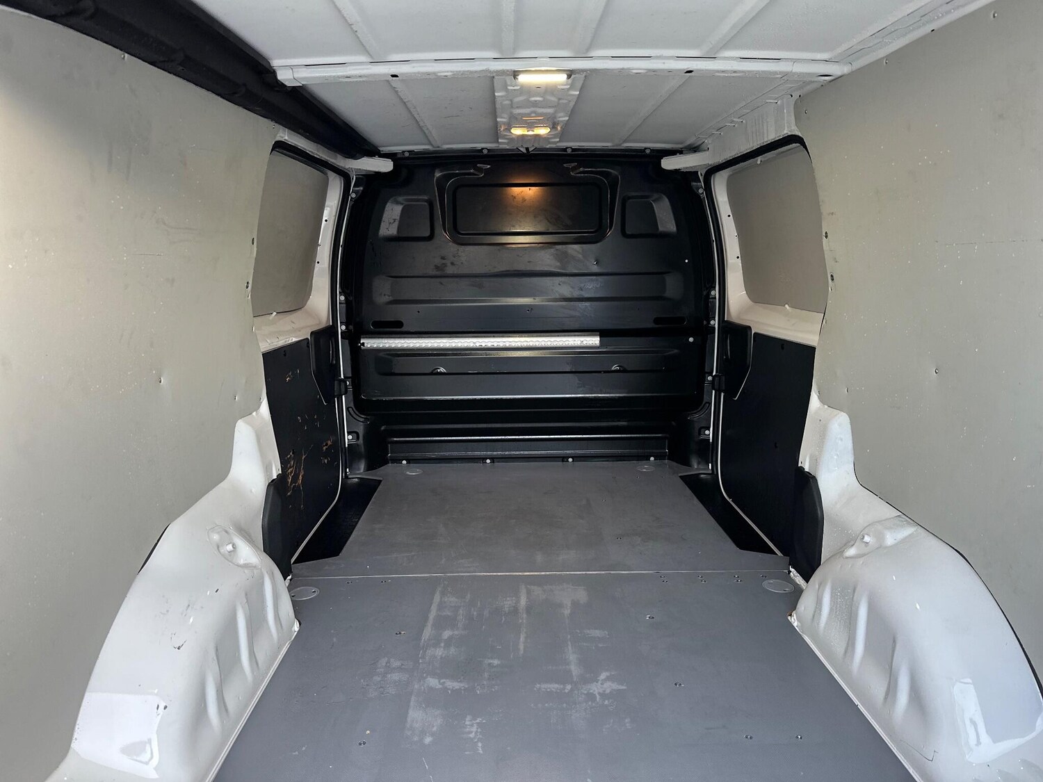 Used Vauxhall Vivaro 2021 for sale - 77358536: Photo 36