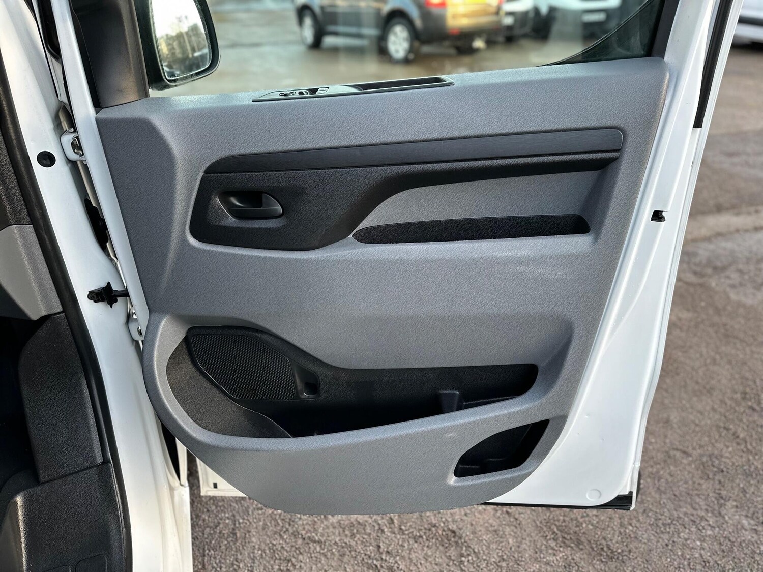 Used Vauxhall Vivaro 2021 for sale - 77358536: Photo 39