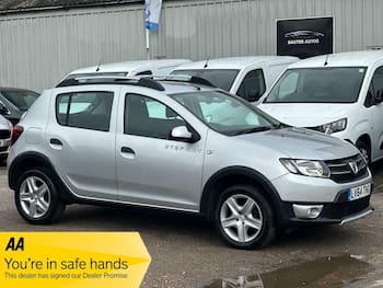 Used Dacia Sandero Stepway 2014 for sale - 79750948: Photo