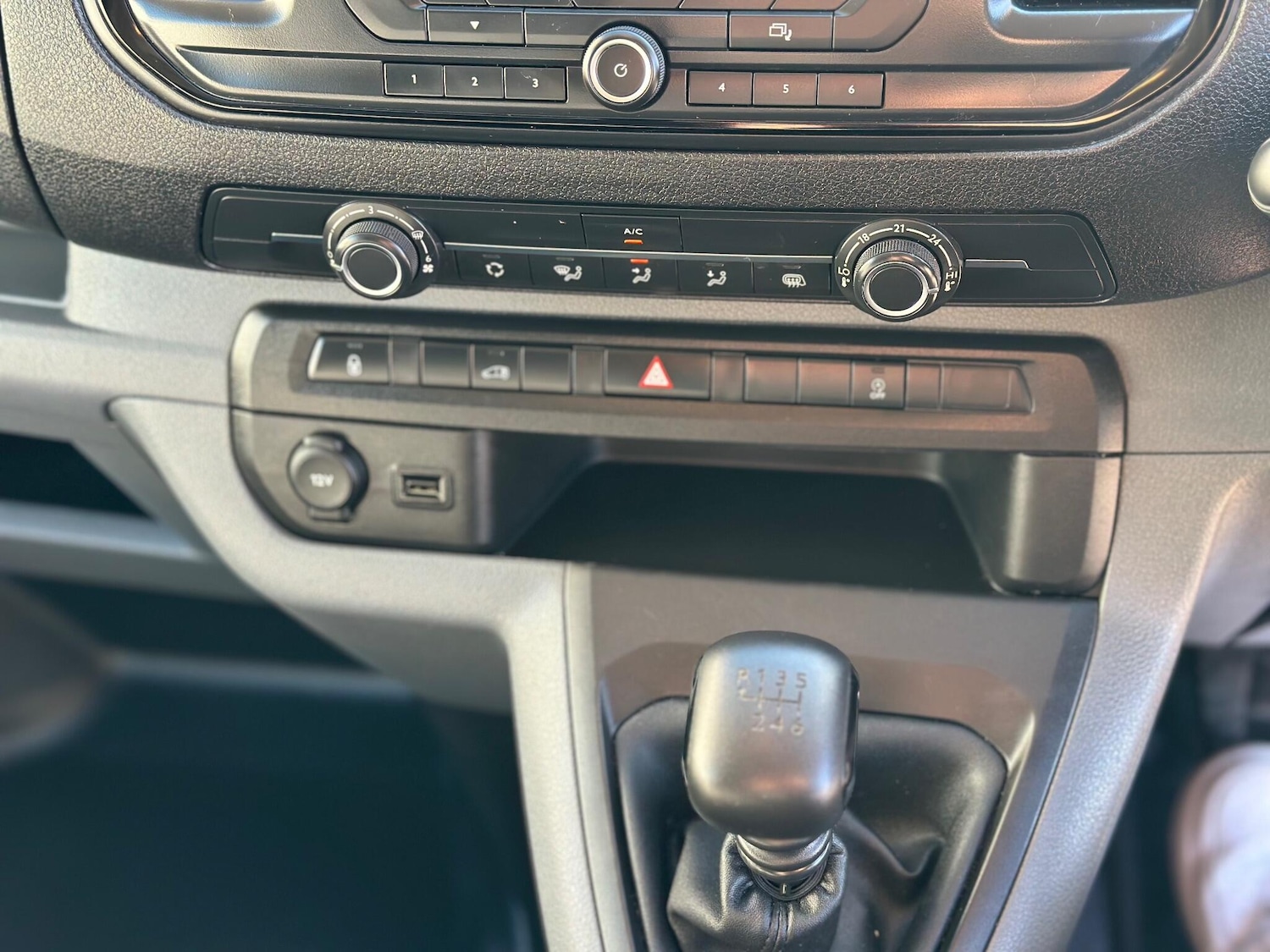 Used Vauxhall Vivaro 2021 for sale - 76381285: Photo 41