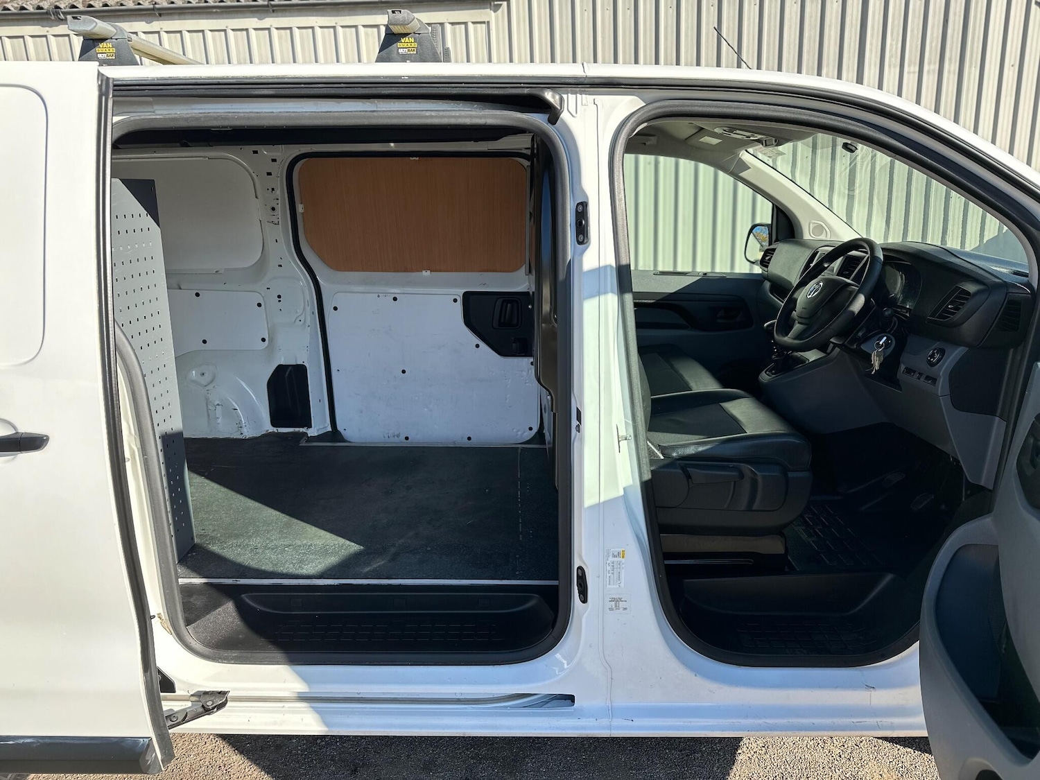 Used Vauxhall Vivaro 2021 for sale - 76381285: Photo 44