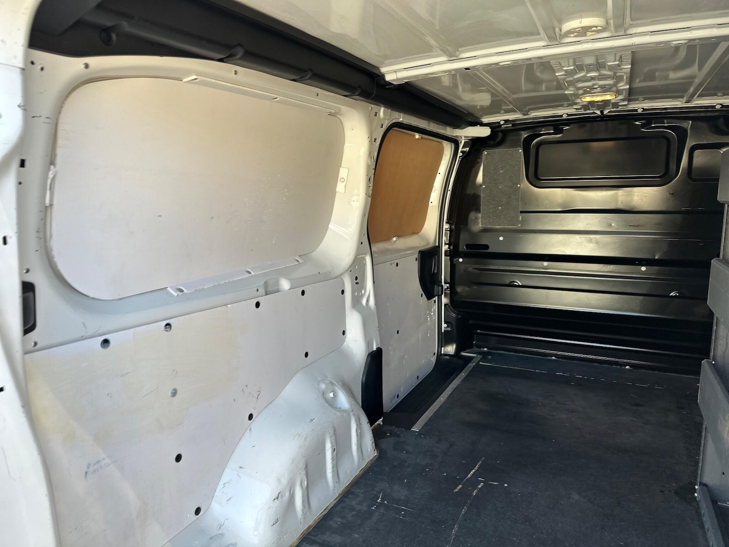 Used Vauxhall Vivaro 2021 for sale - 76381285: Photo 51