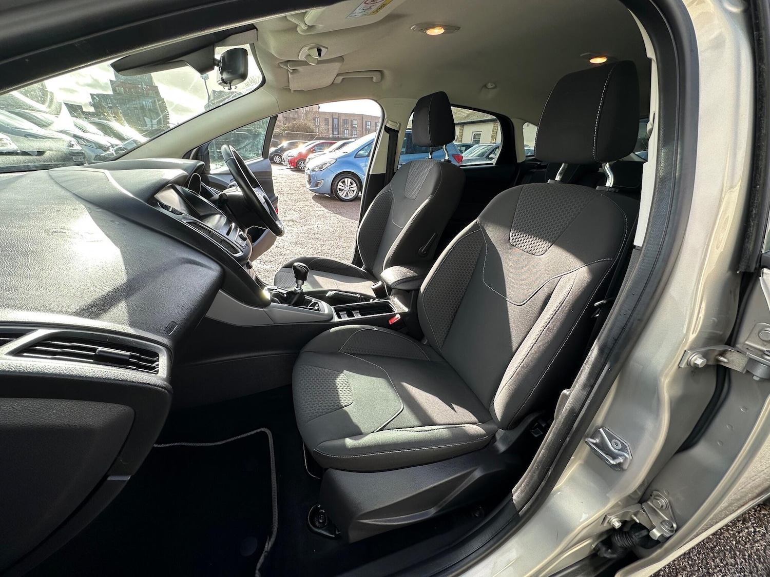 Used Ford Focus 2015 for sale - 77396019: Photo 15