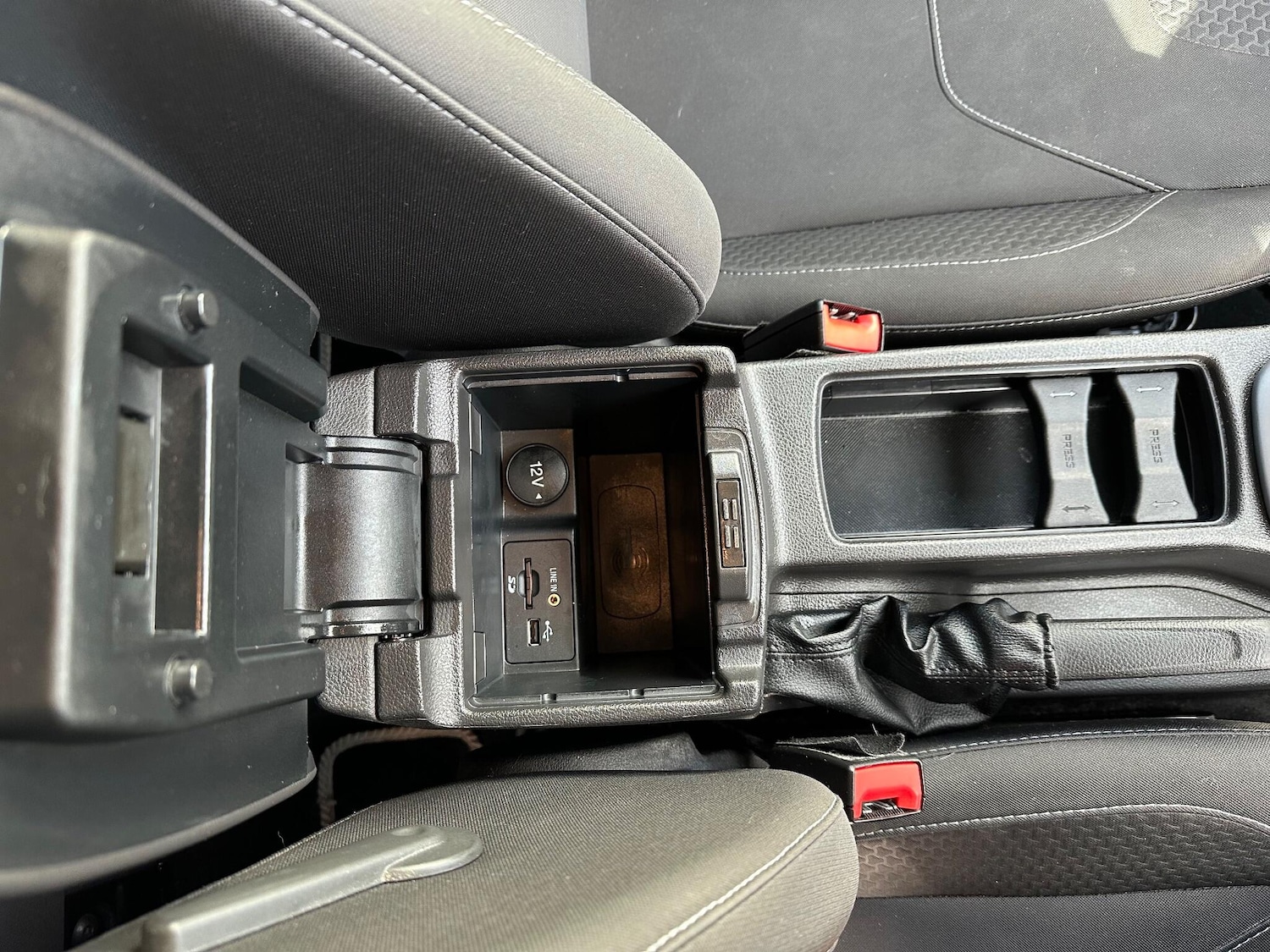 Used Ford Focus 2015 for sale - 77396019: Photo 38