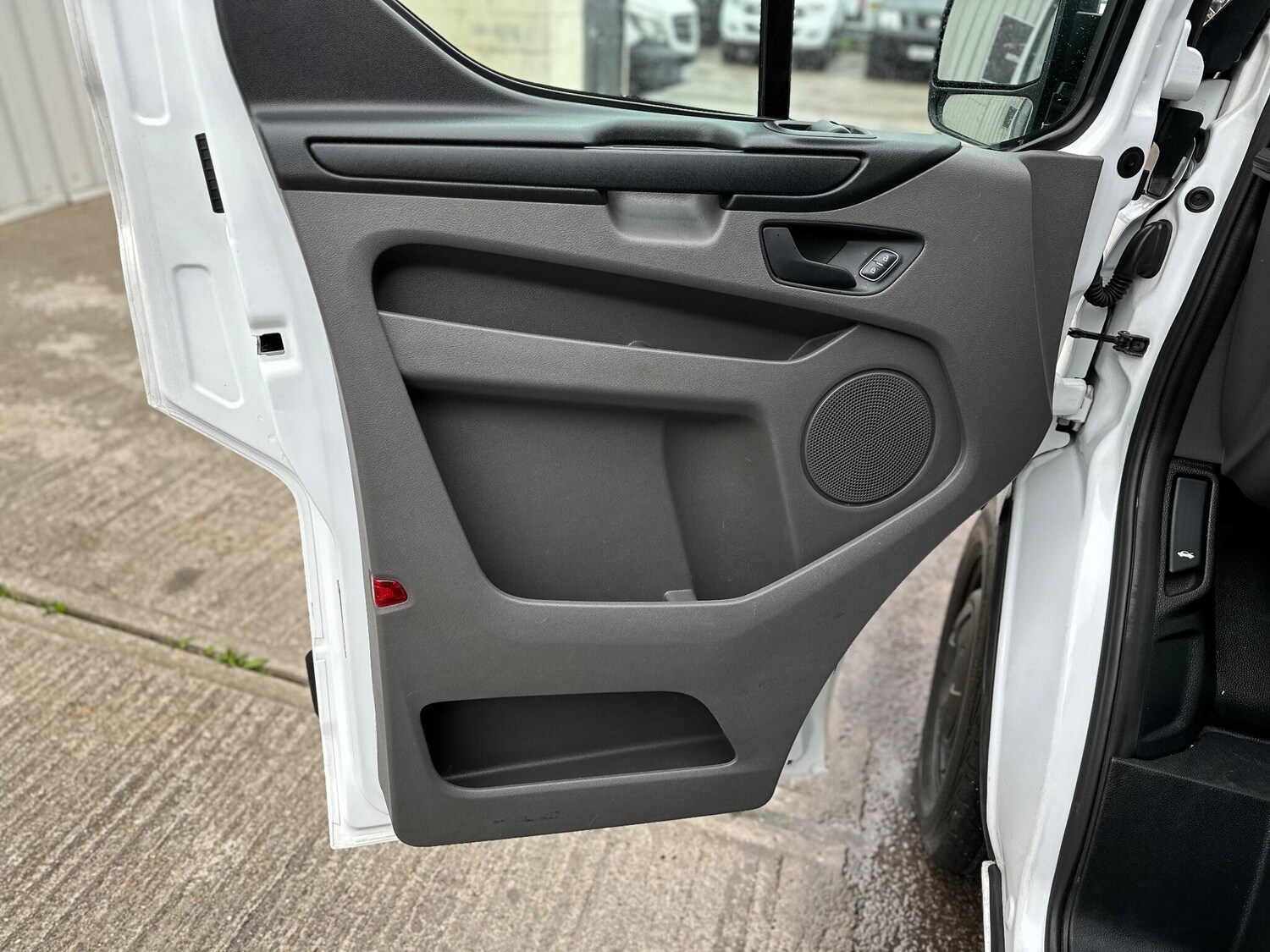 Used Ford Transit Custom 2018 for sale - 77612137: Photo 53