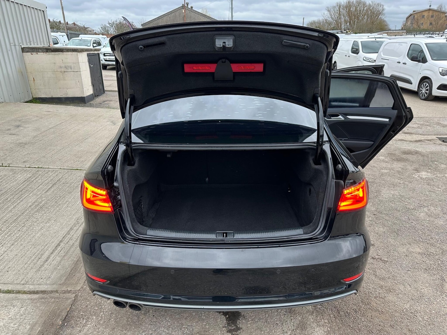 Used Audi A3 2016 for sale - 77696779: Photo 12