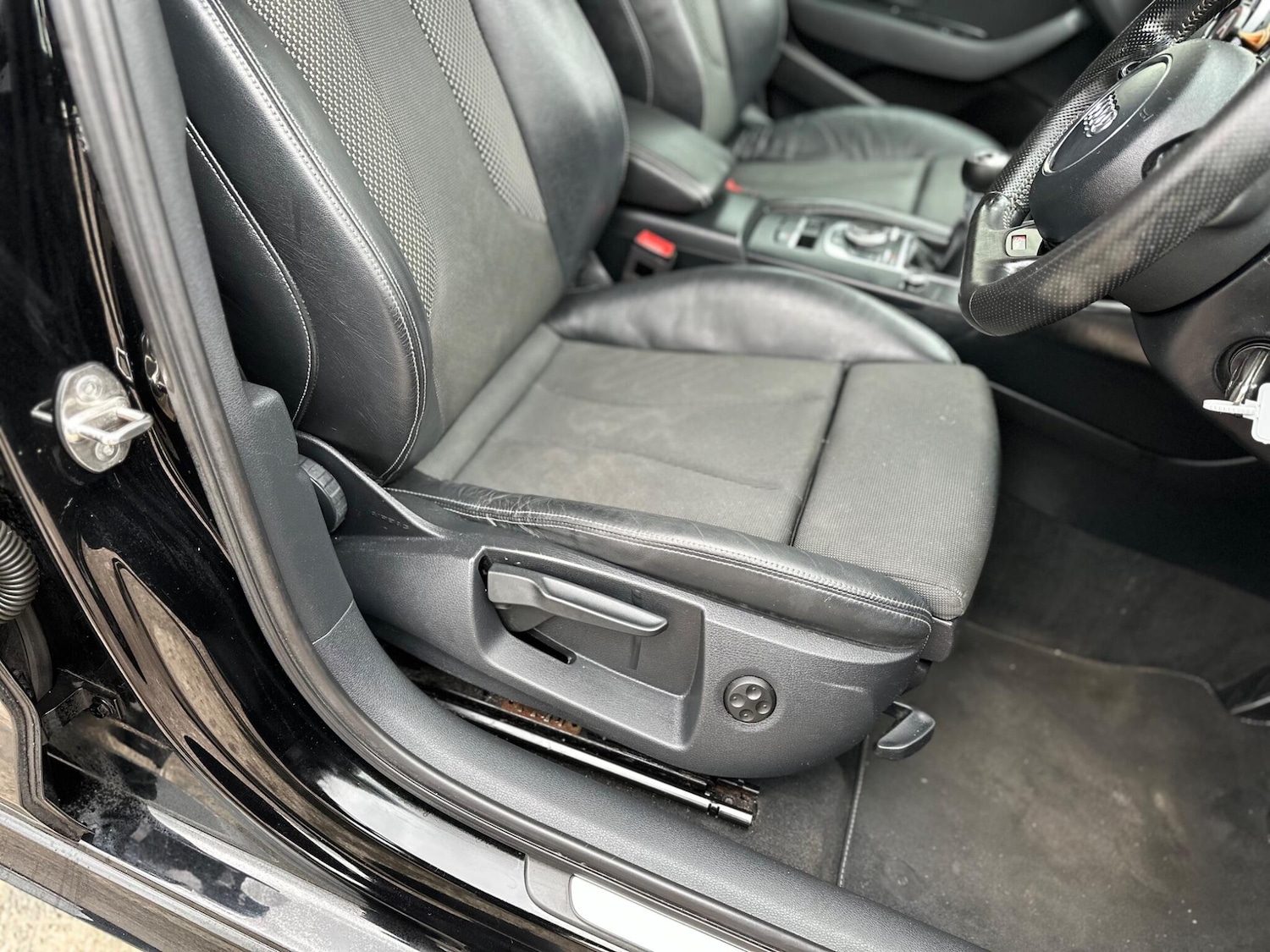 Used Audi A3 2016 for sale - 77696779: Photo 31